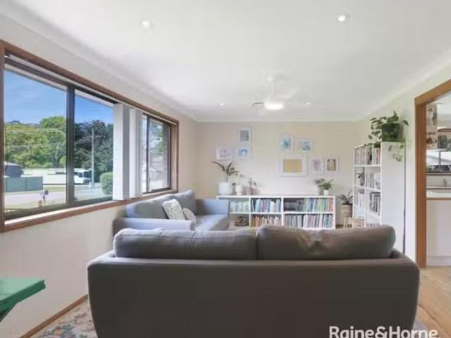House for rent in Charmhaven, New South Wales