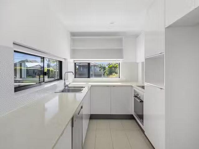 Apartment for rent in Toombul, Queensland