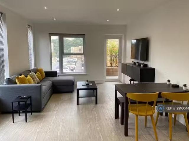 House for rent in Erith, Greater London