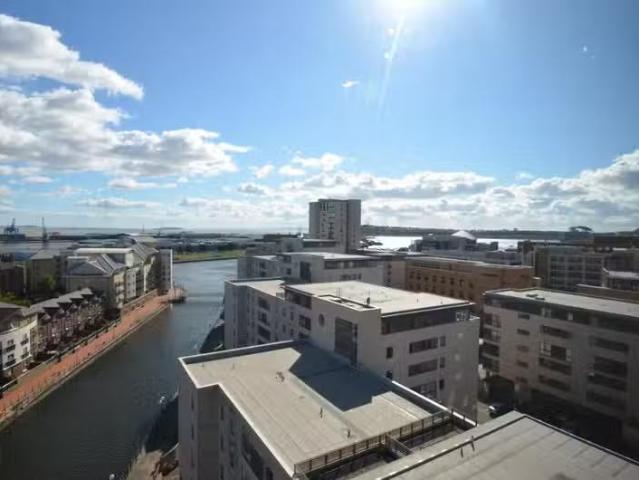 House for rent in Cardiff Bay, Falcon Lodge