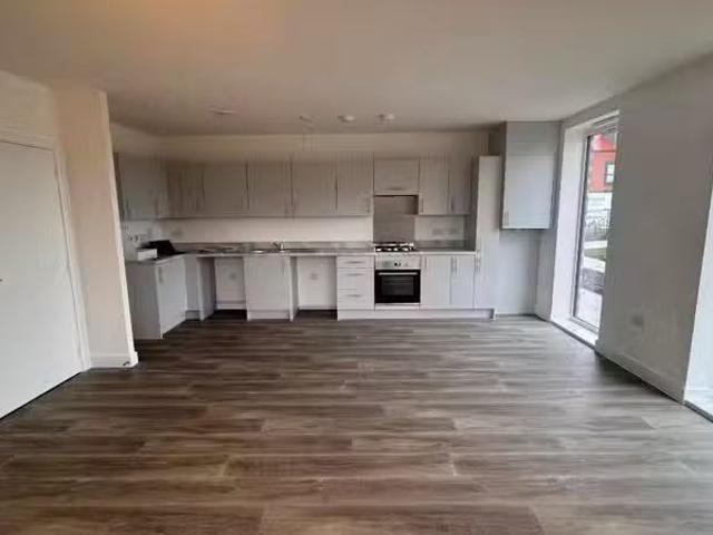 House for rent in Worcester Park Estate, Monks Orchard
