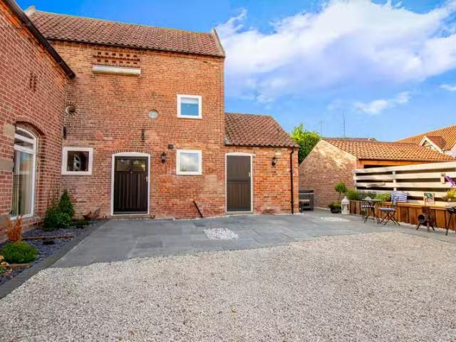 House for rent in Burgh St Peter, Norfolk