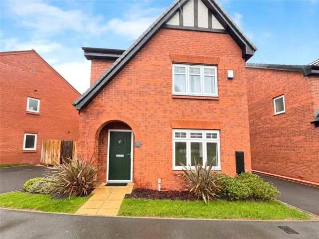House for rent in Green Close, Warwickshire