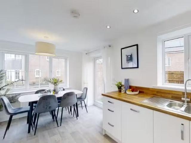 House for rent in New Bilton, Warwickshire