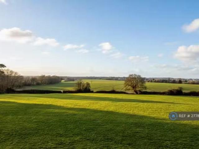 House for rent in Littlecote, West Sussex
