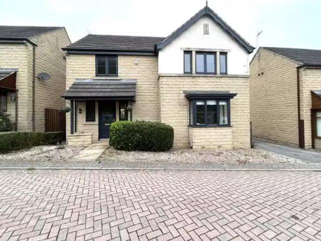 House for rent in Birstall Smithies, Gomersal
