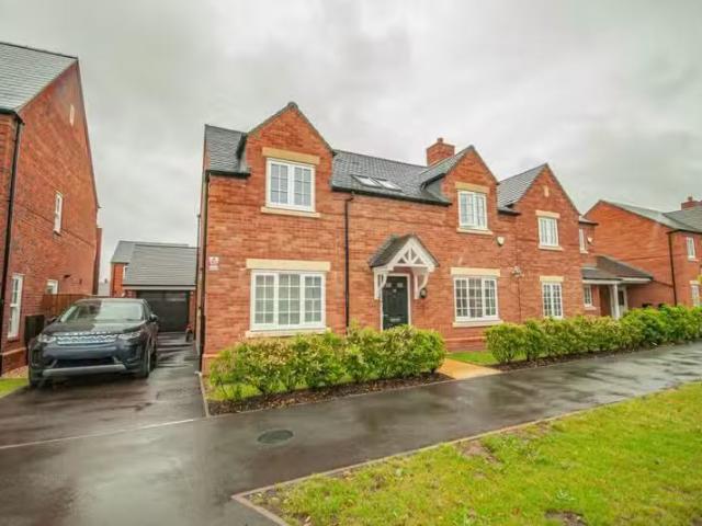 House for rent in New Bilton, Warwickshire
