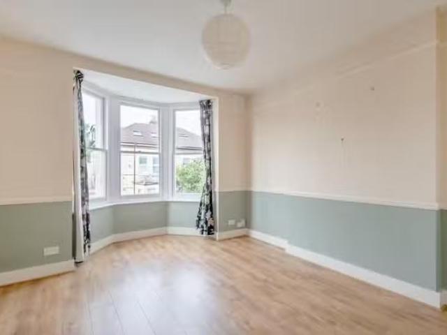 Apartment for rent in London Borough of Croydon, Thornton Heath