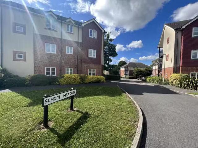 Apartment for rent in Stoughton, Guildford