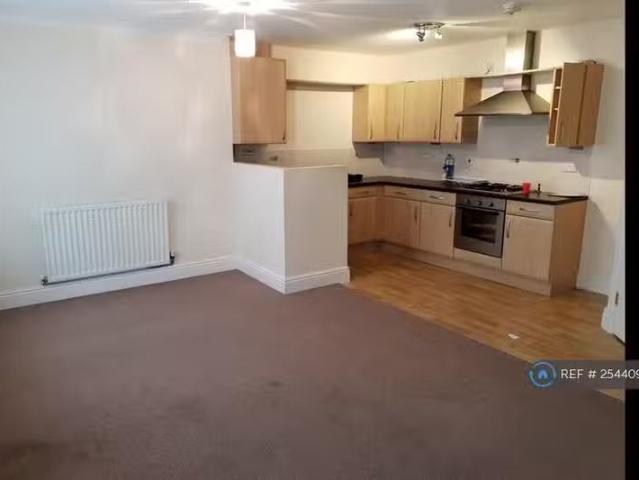 House for rent in Denholme, West Yorkshire