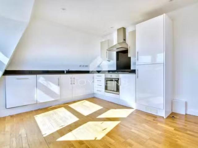 House for rent in Lee-on-the-Solent, Middlecroft