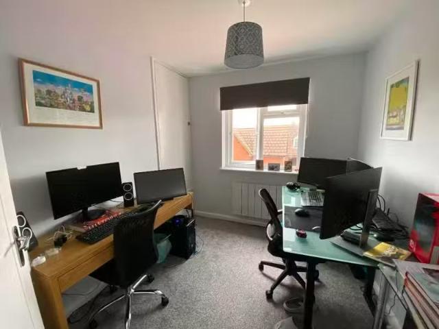 House for rent in Navestock Side, Essex