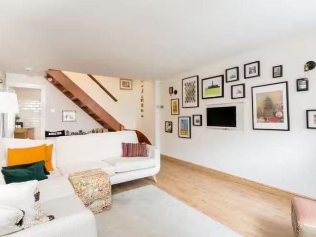 House for rent in Woodford Bridge, Greater London