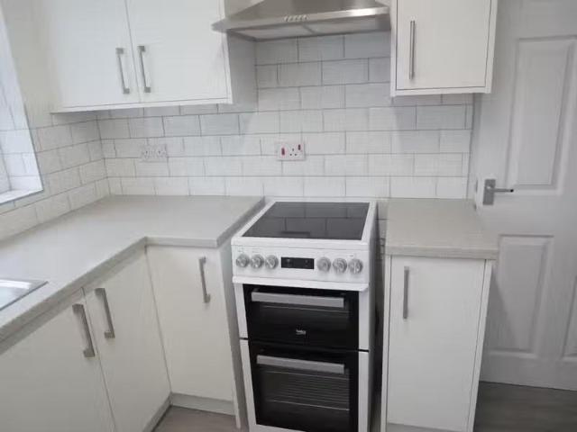 House for rent in London Borough of Ealing, Perivale