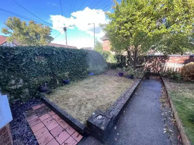 House for rent in Kempton Park, Lower Halliford