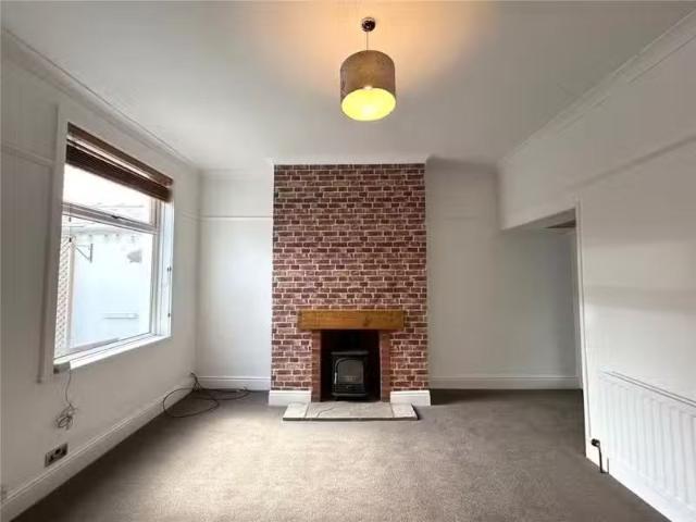 House for rent in Oakenshaw, Backburn
