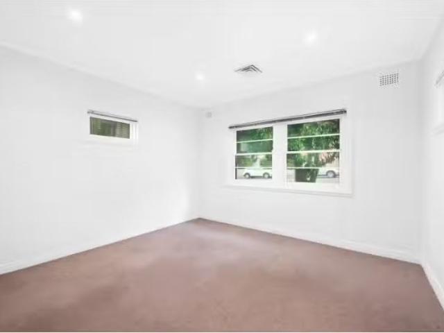 House for rent in Sydney, The Council of the Shire of Hornsby