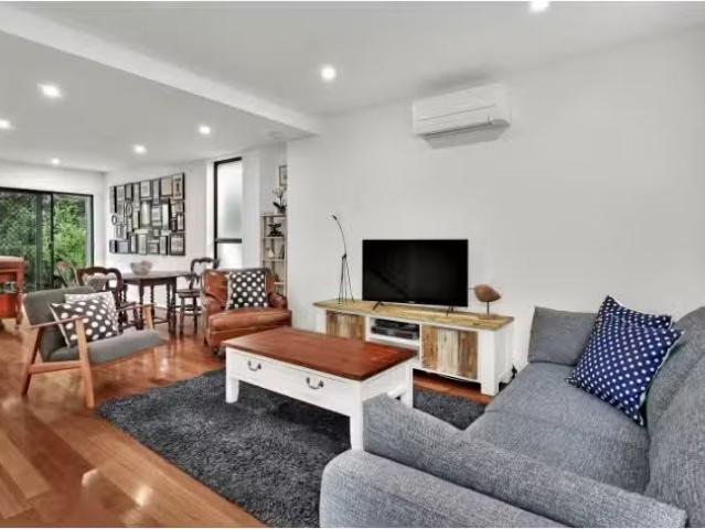Apartment for rent in Erskineville, Sydney