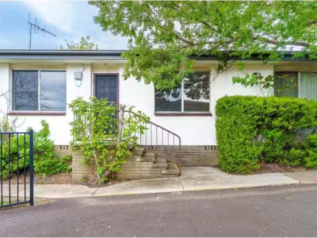 Condo for rent in Queanbeyan, New South Wales