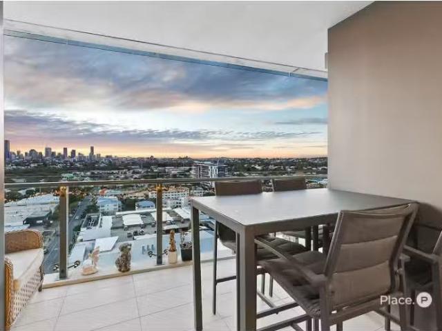 Apartment for rent in Coorparoo, Greater Brisbane