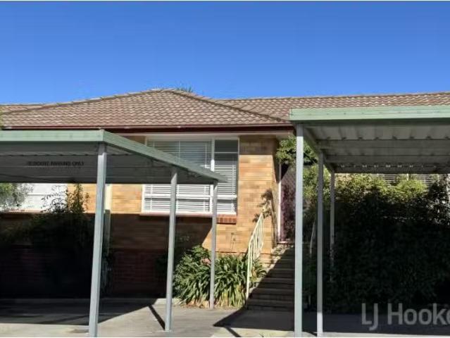 Condo for rent in Queanbeyan West, Queanbeyan