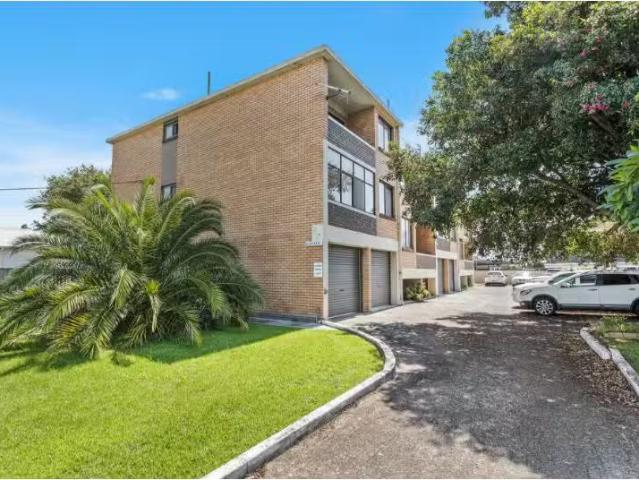 Apartment for rent in Wollongong West, New South Wales