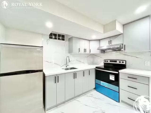 Condo for rent in Georgina, Ontario