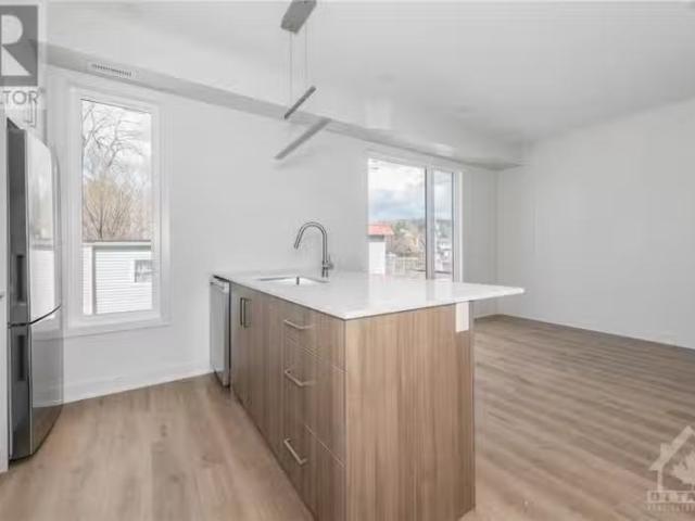 Condo for rent in Vanier, Ontario