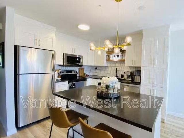 Condo for rent in Winfield, British Columbia