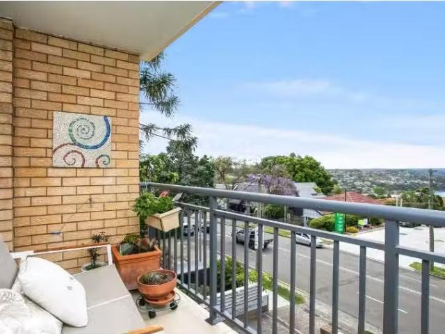Apartment for rent in Lower North Shore, Sydney