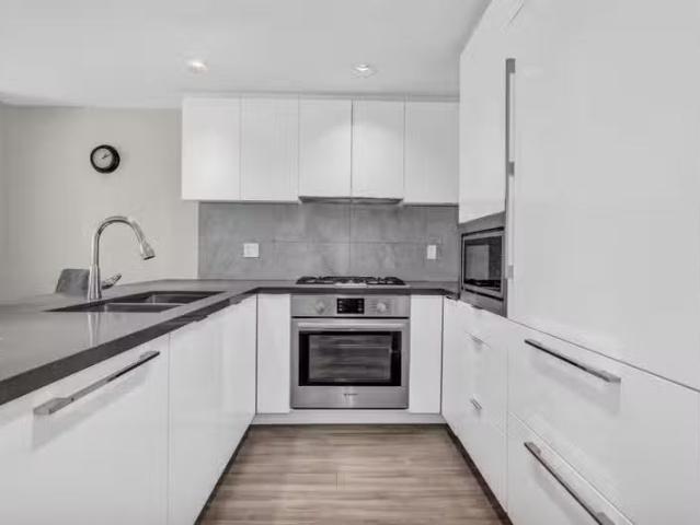 Condo for rent in Richmond, British Columbia