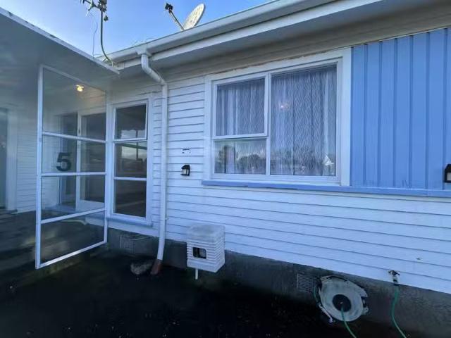 House for rent in Taranaki