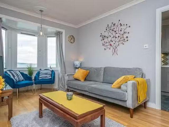 Apartment for rent in Trinity, Scotland