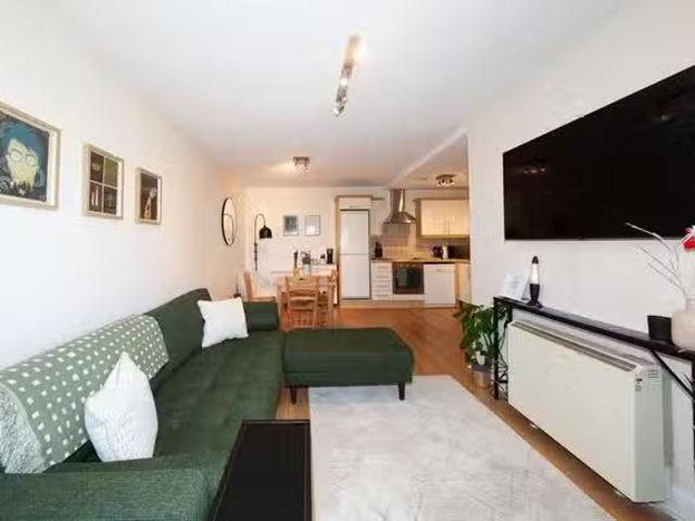 Apartment to rent in Dublin 4, Bluebell