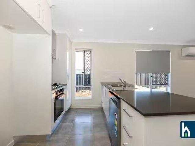 House for rent in Parklands, Western Australia