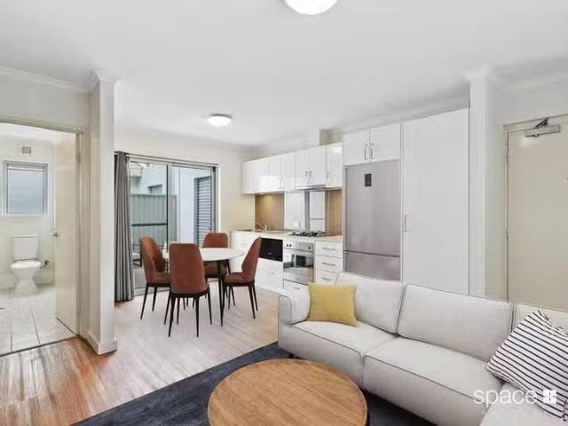 Apartment for rent in Parklands, Western Australia