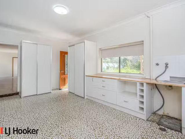 House for rent in Hawker, Australian Capital Territory