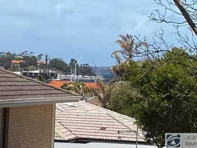 House for rent in Como, Western Australia
