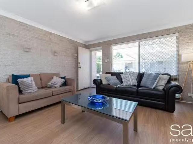 House for rent in Como, Western Australia