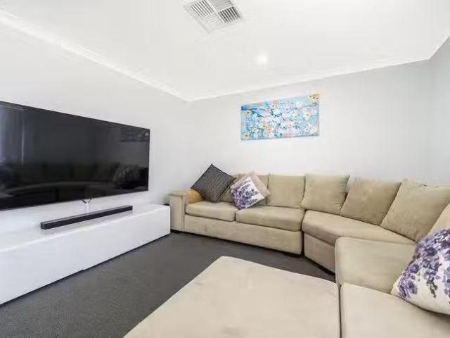 House for rent in Secret Harbour, Western Australia