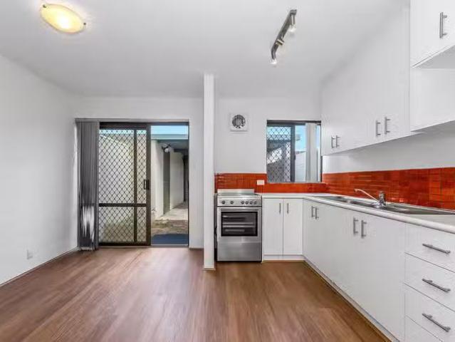 House for rent in Applecross, Western Australia