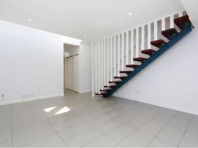 Condo for rent in Sydney, New South Wales