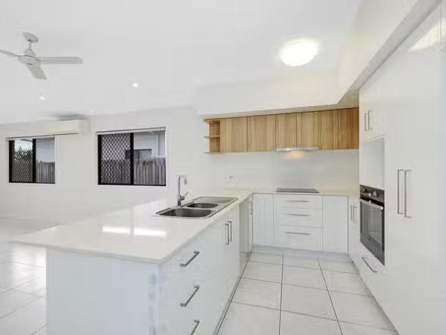 House for rent in Burdell, Queensland