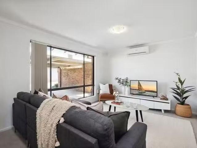 House for rent in Como, Western Australia