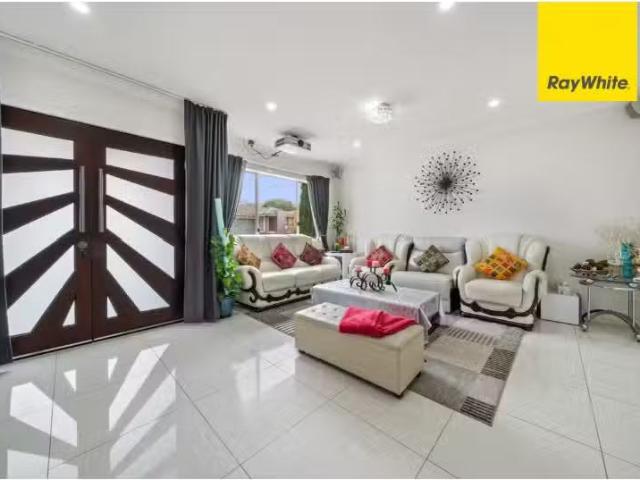 House for rent in Casey, Australian Capital Territory