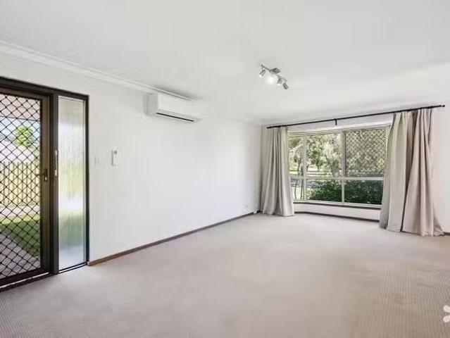 House for rent in Shelley, Western Australia