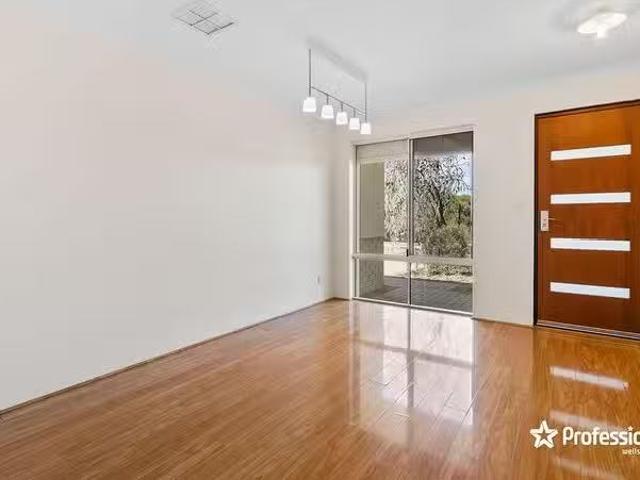 House for rent in Caversham, Western Australia
