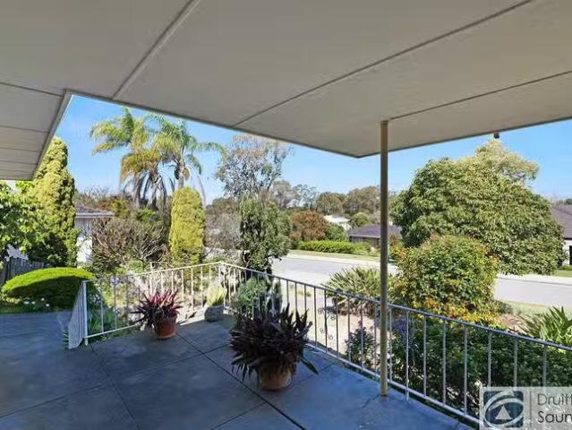 House for rent in Stirling, Western Australia