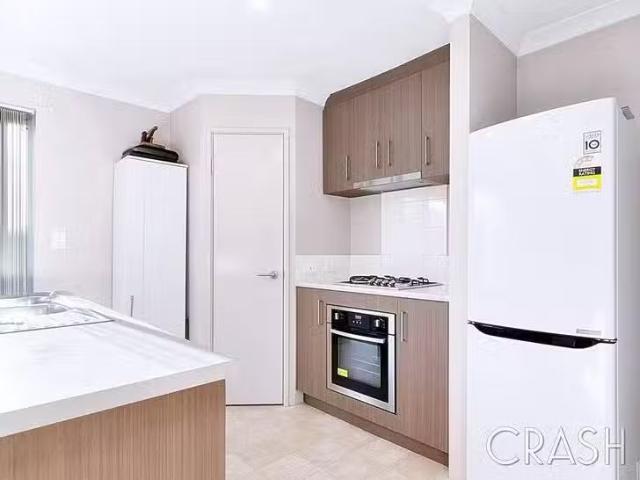 House for rent in Golden Bay, Western Australia