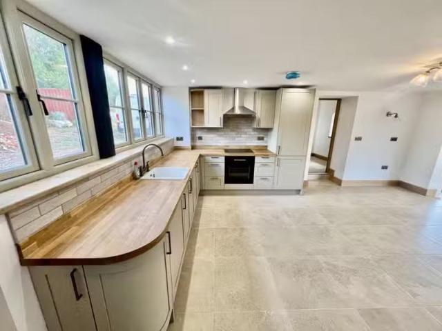House for rent in Alderminster, Warwickshire